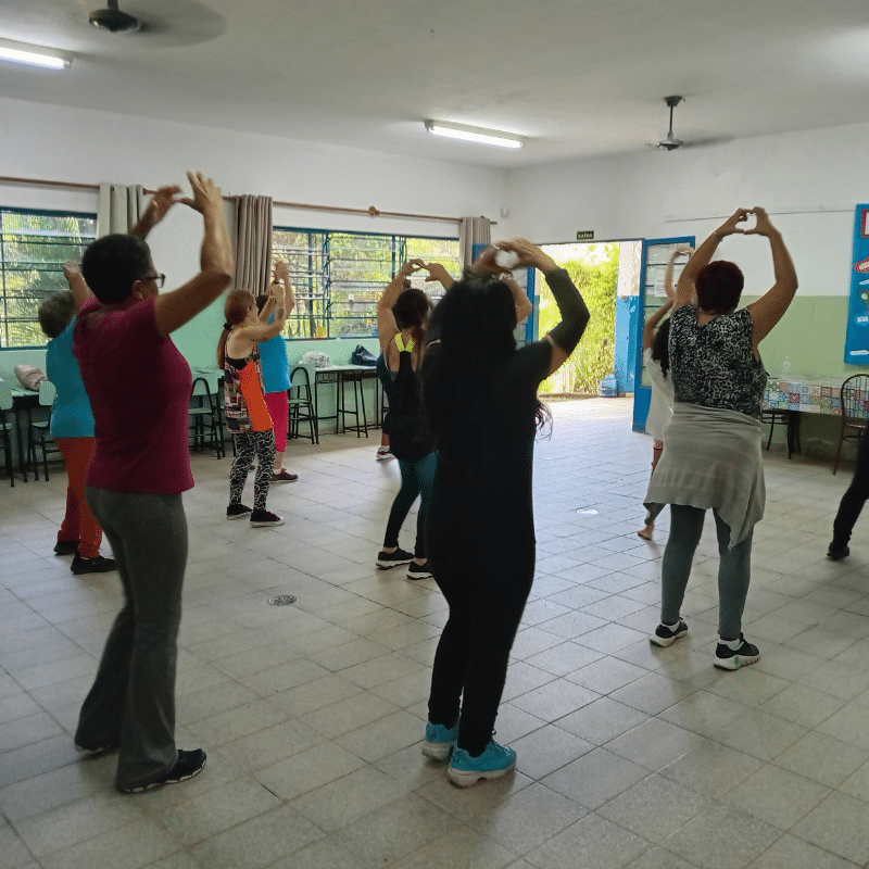 Leia mais sobre o artigo Dança e expressão corporal (Esmeraldina)