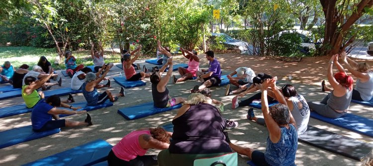 Leia mais sobre o artigo Corpo e Movimento – Esmeraldina