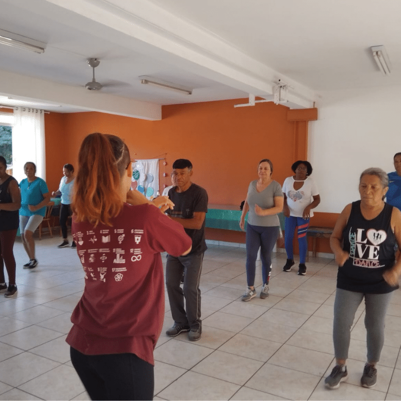 Dança e expressão corporal infantil (Florence)